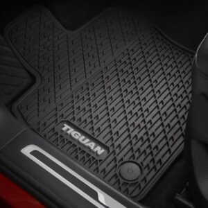 2018-2019 VW Tiguan Rubber Floor Mats (K031)